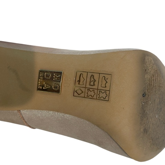 High heels. Dressy jeweled embellished   Brides maid. Night out. Evening. - Picture 8 of 11